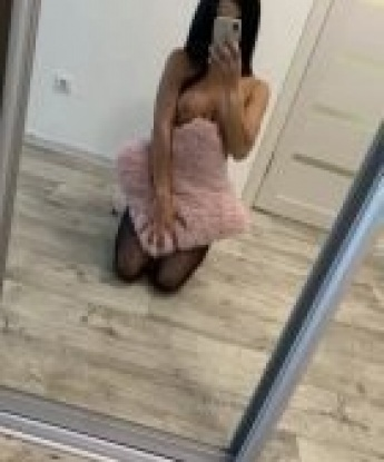 Анкета проститутки Леночка - город Виловатово, 28 лет, №4240